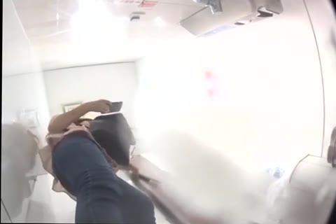 おしっこを超絶我慢する美人女子　新春蔵出しスペシャル第１章