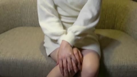 [無]お堅い仕事の彼女、ばれたらやばいです