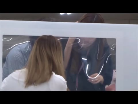 芸能人並に可愛い公務員のトイレ姿盗撮