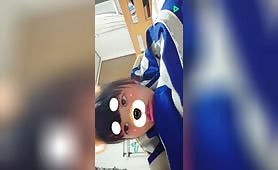 みんなの前で着替え「はずかし～」