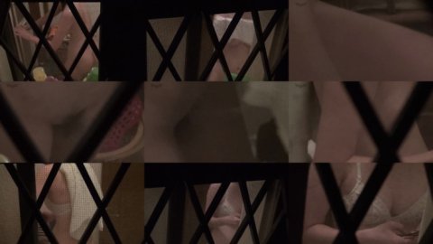 【隙間からノゾク風呂】隙間からノゾク風呂 Vol.43 美女の脱衣所丸見え編