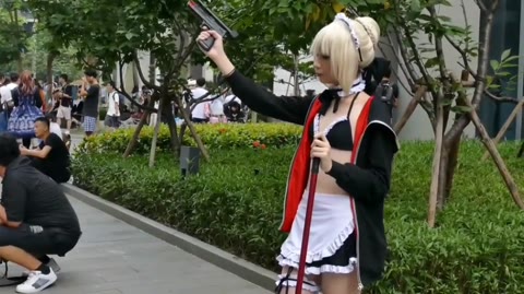 エロかわコスプレーヤーのサービスショット ロングバージョン